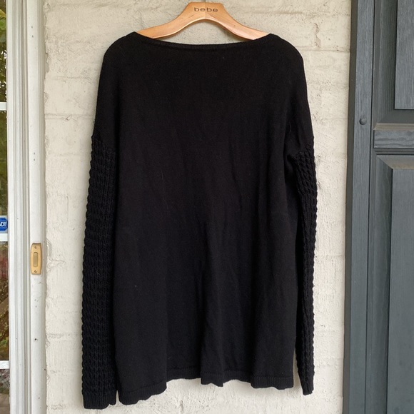 Alice + Olivia Black Wool Mixed Stitch Crew Neck Pullover Sweater Size Medium - Picture 11 of 13